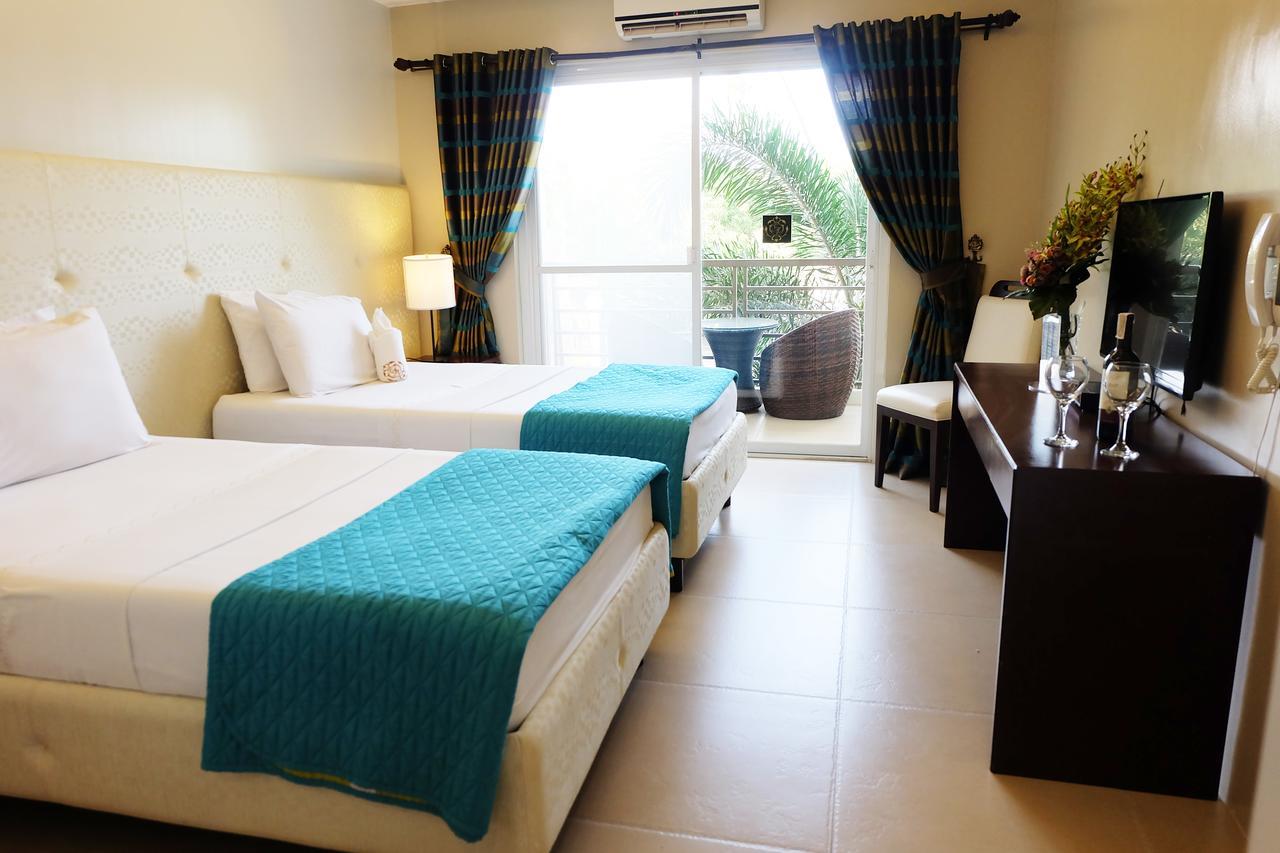 Cml Beach Resort & Waterpark Lemery Kültér fotó